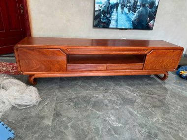 Những mẫu kệ tv phổ biến